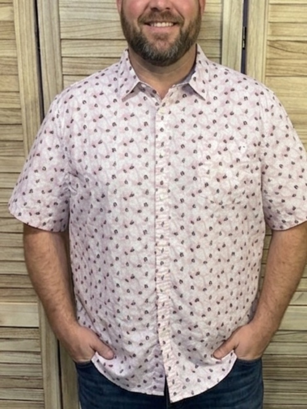 Amazon Essentials Men's Pink Patterned Shirt Size XXL